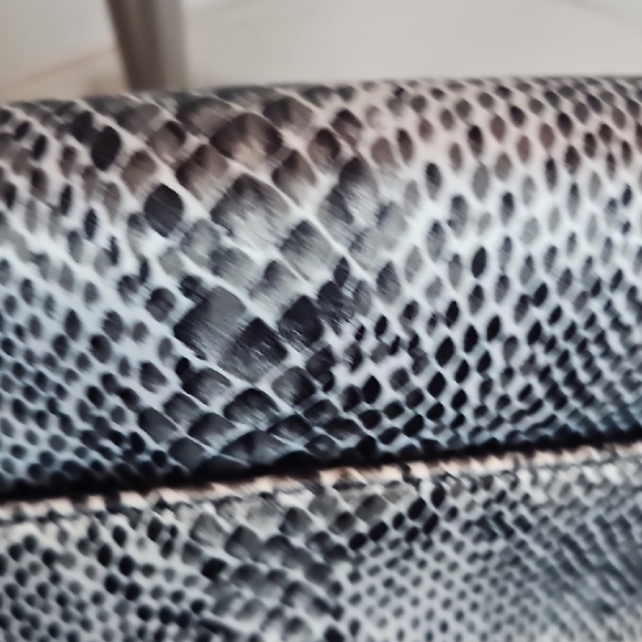 Nine West Black and Gray Snake Print Crossbody Bag - Picture 6 of 9